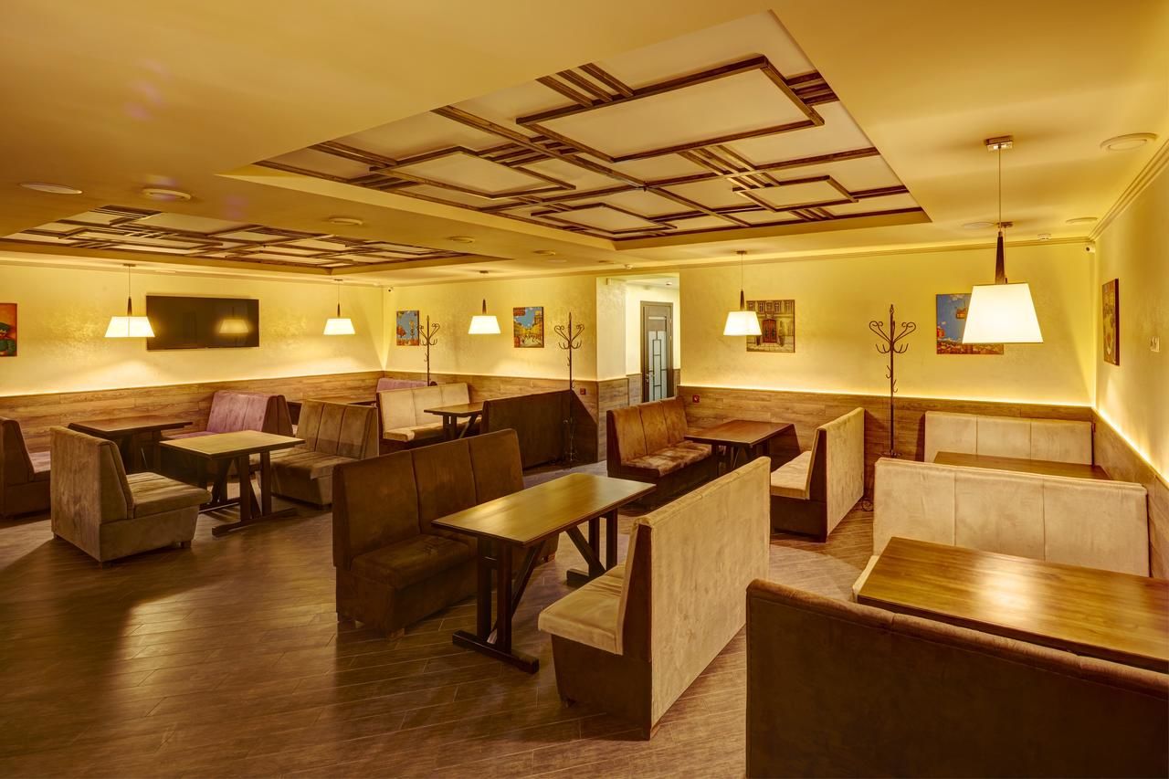 Отель Three Crowns Hotel Львов-8