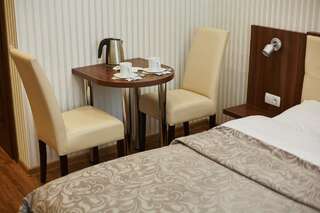 Отель Three Crowns Hotel Львов Стандартный двухместный номер с 1 кроватью-4